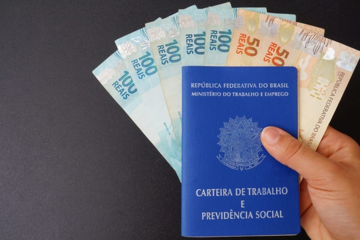 Empréstimo CLT Entenda como funciona, quem pode solicitar e principais cuidados