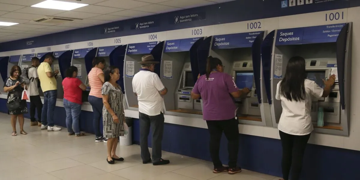 Pente Fino no Bolsa Família deve cortar milhões de benefícios 3 PASEP 2023